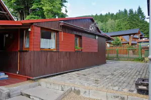 chata Kouty nad Desnou nabízí jednoduché ubytování pro max. 2 až 4 osoby