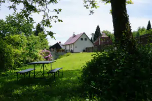 oplocená zahrada chaty Polevsko